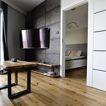 Apartament Topaz 30 Konin  Extérieur photo